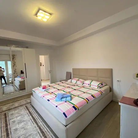 Accommodatie bij particulieren Bright & Cozy With Balcony